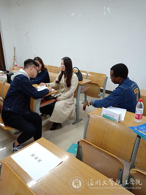 微信图片_20181122225250_副本.jpg