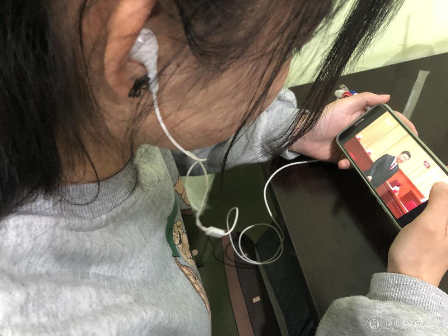 学生1.jpg