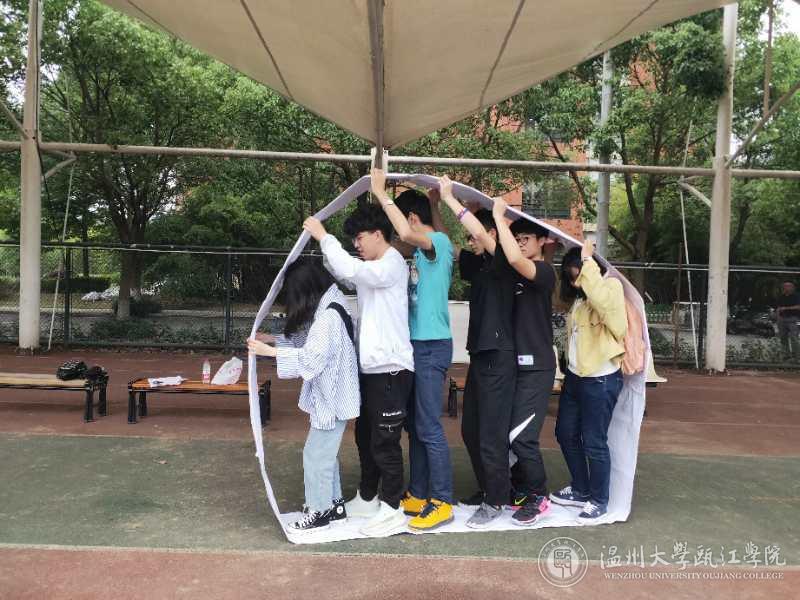 3 纸坦克.jpg