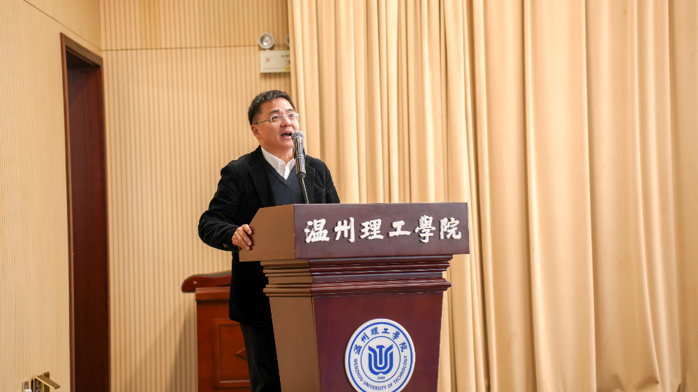 DSC08122.jpg